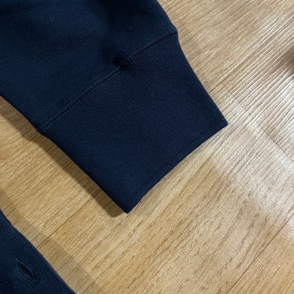 [103] 톰브라운 26ss 사선바 맨투맨 상품이미지6