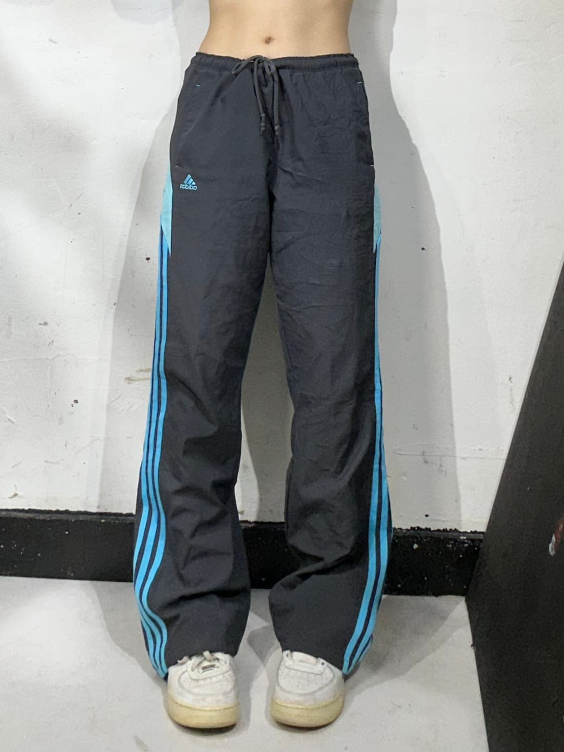 아디다스 차콜 블루 삼선 와이드 트랙 팬츠 L 상품이미지2