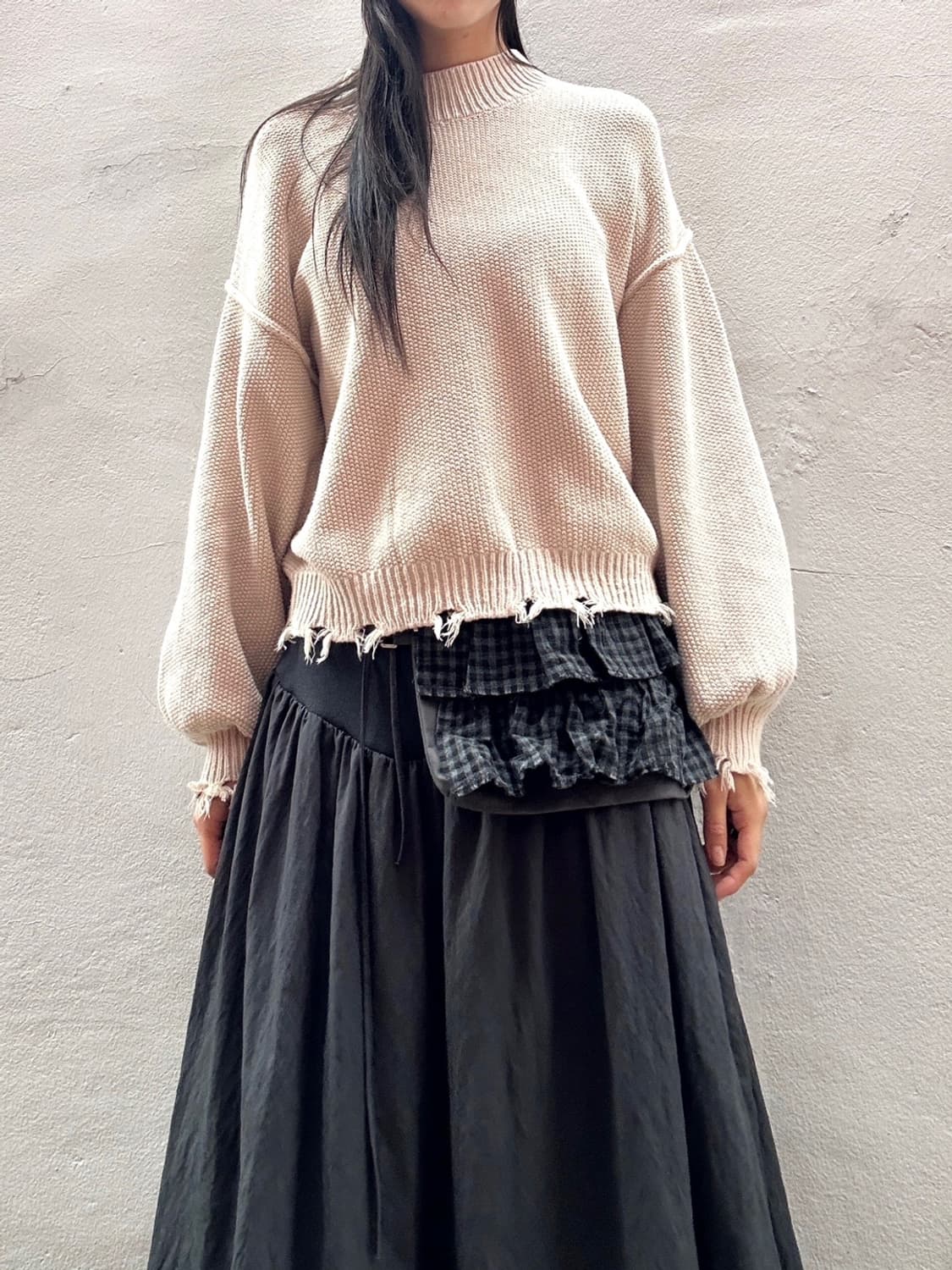 Grunge tassel trimming knit / ivory 상품이미지2