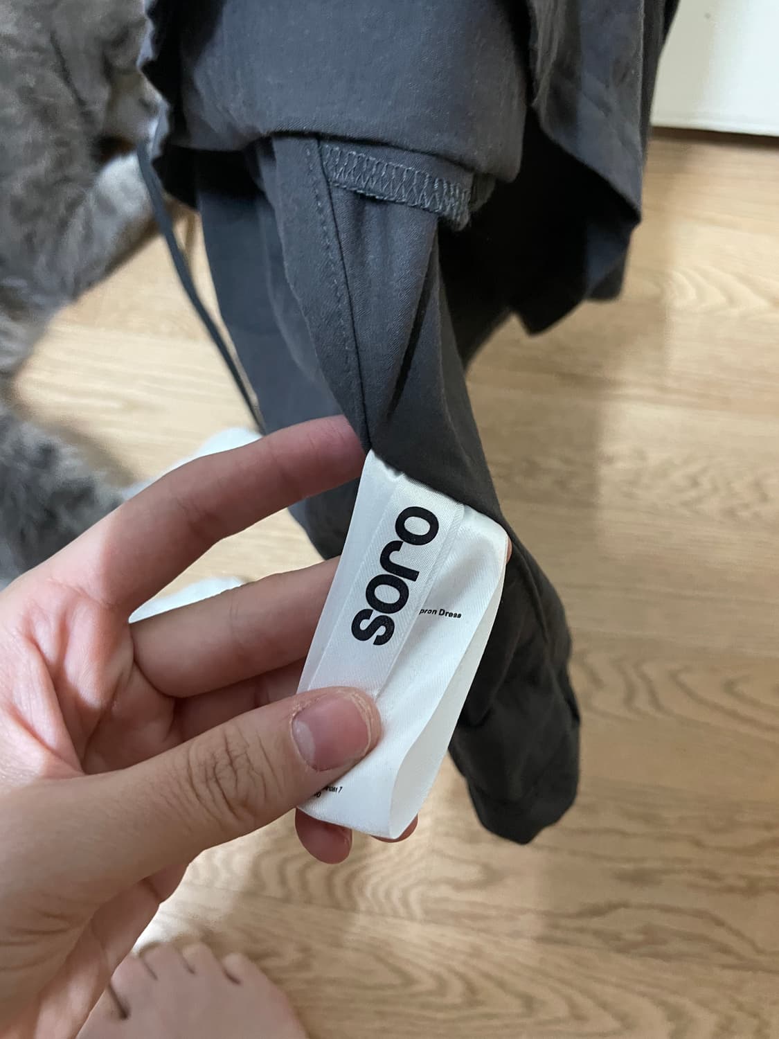 오호스 홀터원피스 2사이즈 차콜 상품이미지4