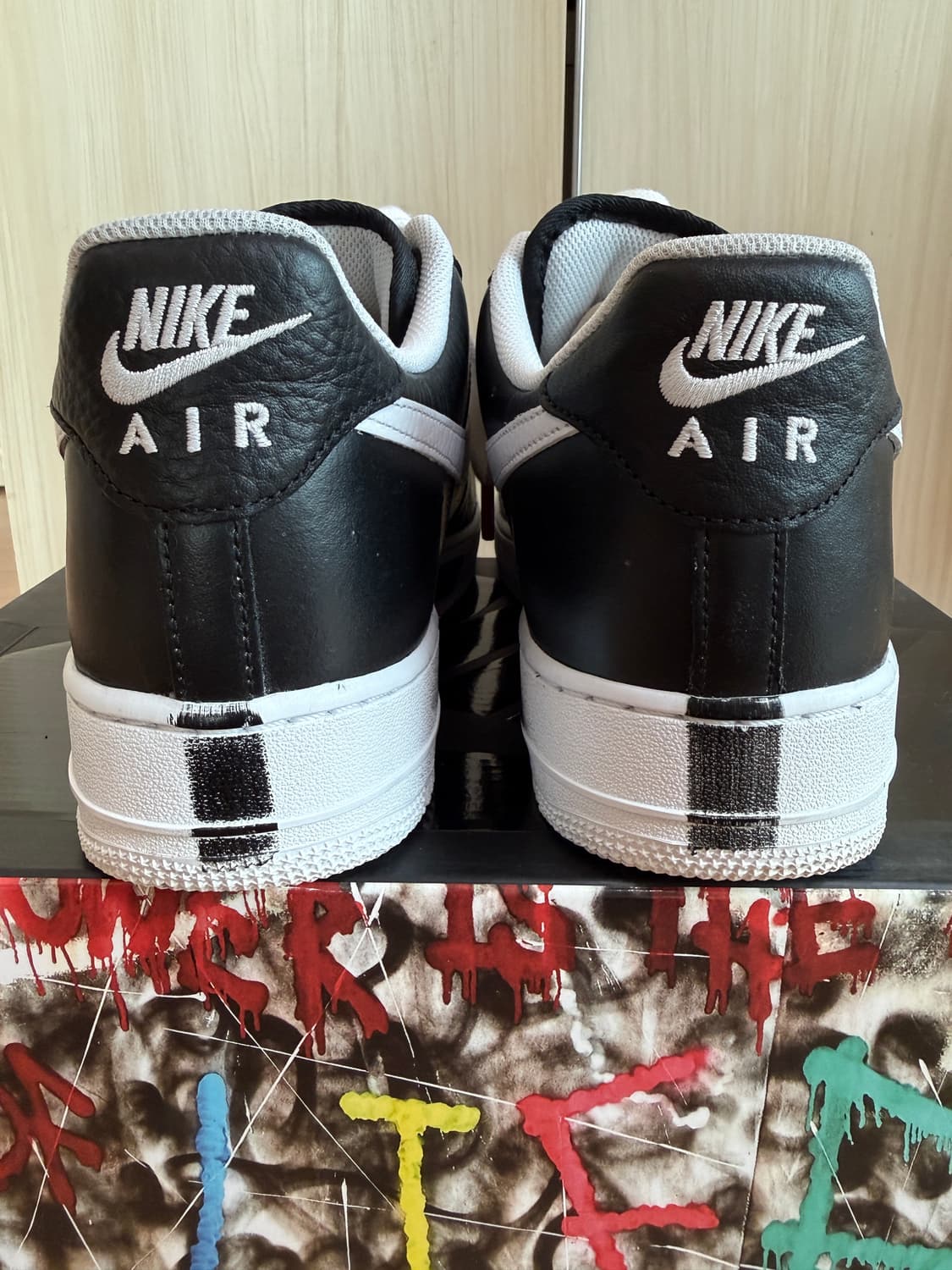 [310] 나이키 피스마이너스원 피마원 에어포스1 로우 파라노이즈 지디 상품이미지3