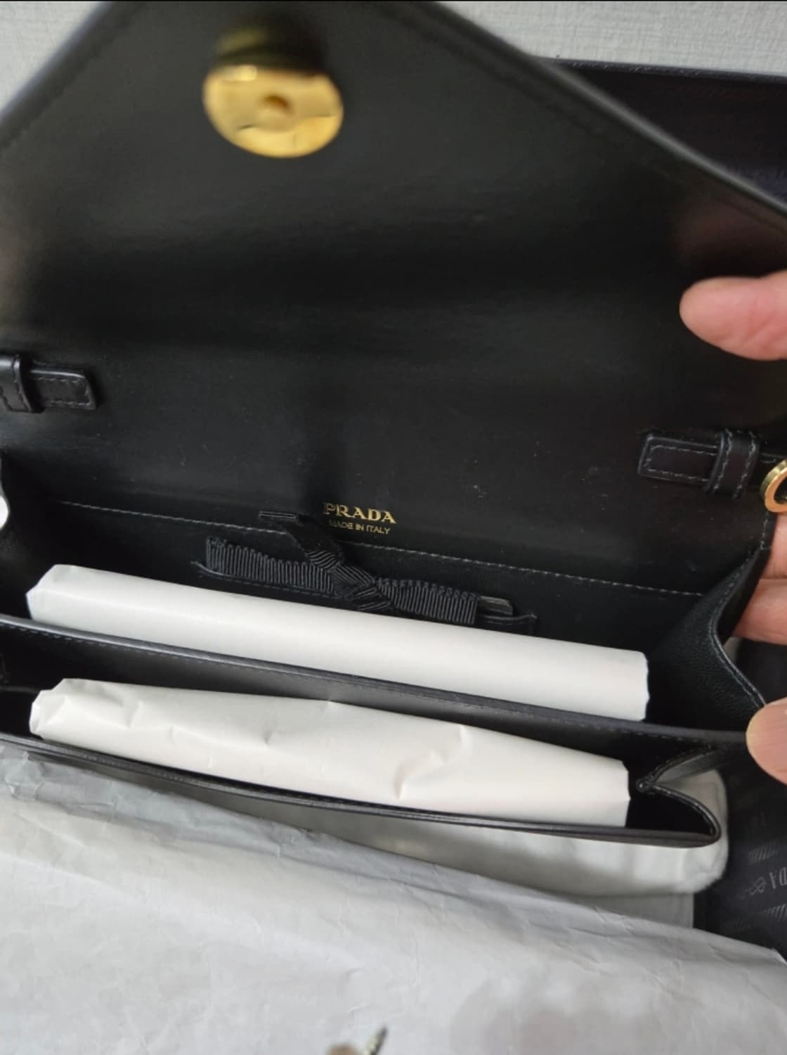 프라다 사피아노 크로스백 블랙 새상품급 상품이미지3