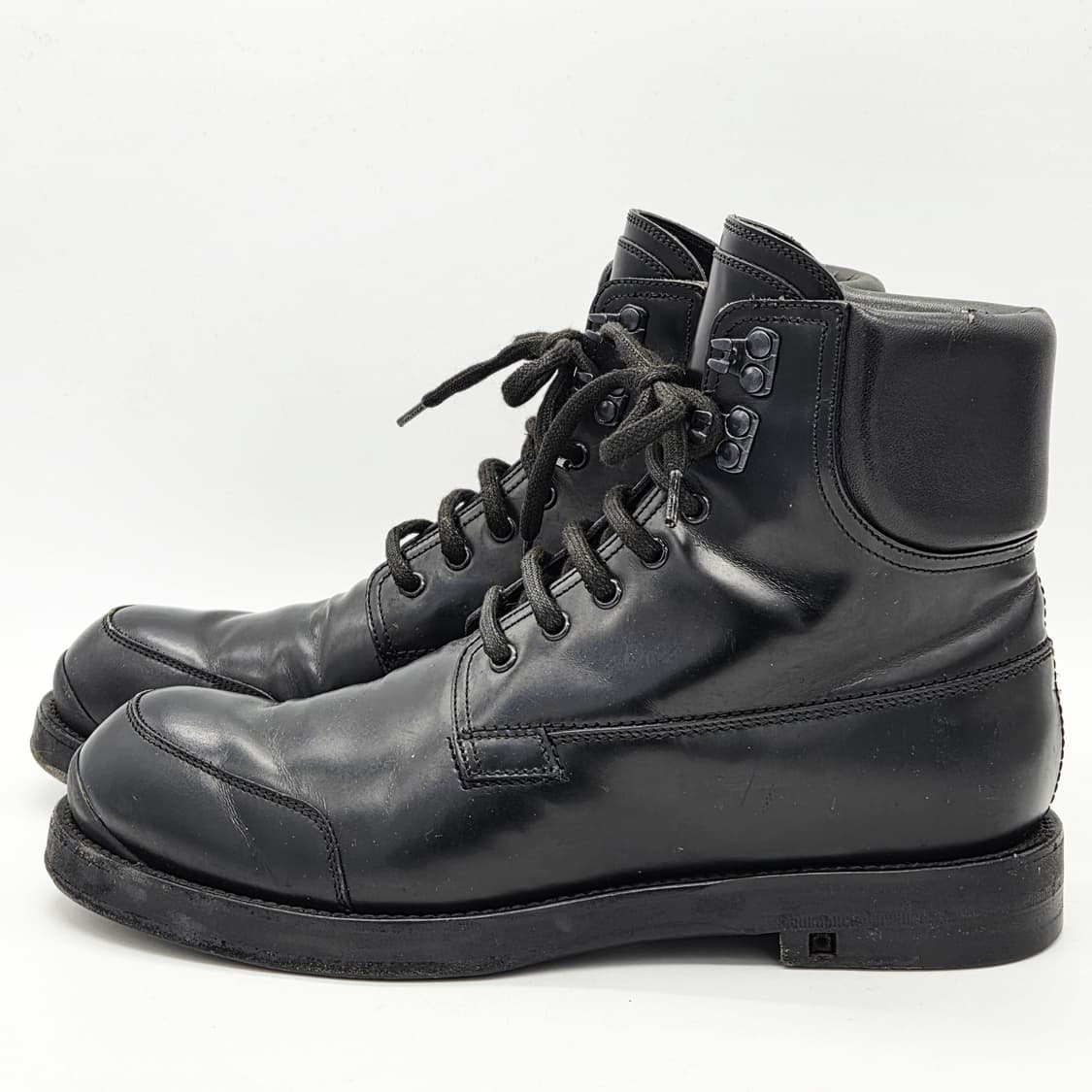 루이비통 워크부츠 블랙 (6 1/2) 상품이미지1