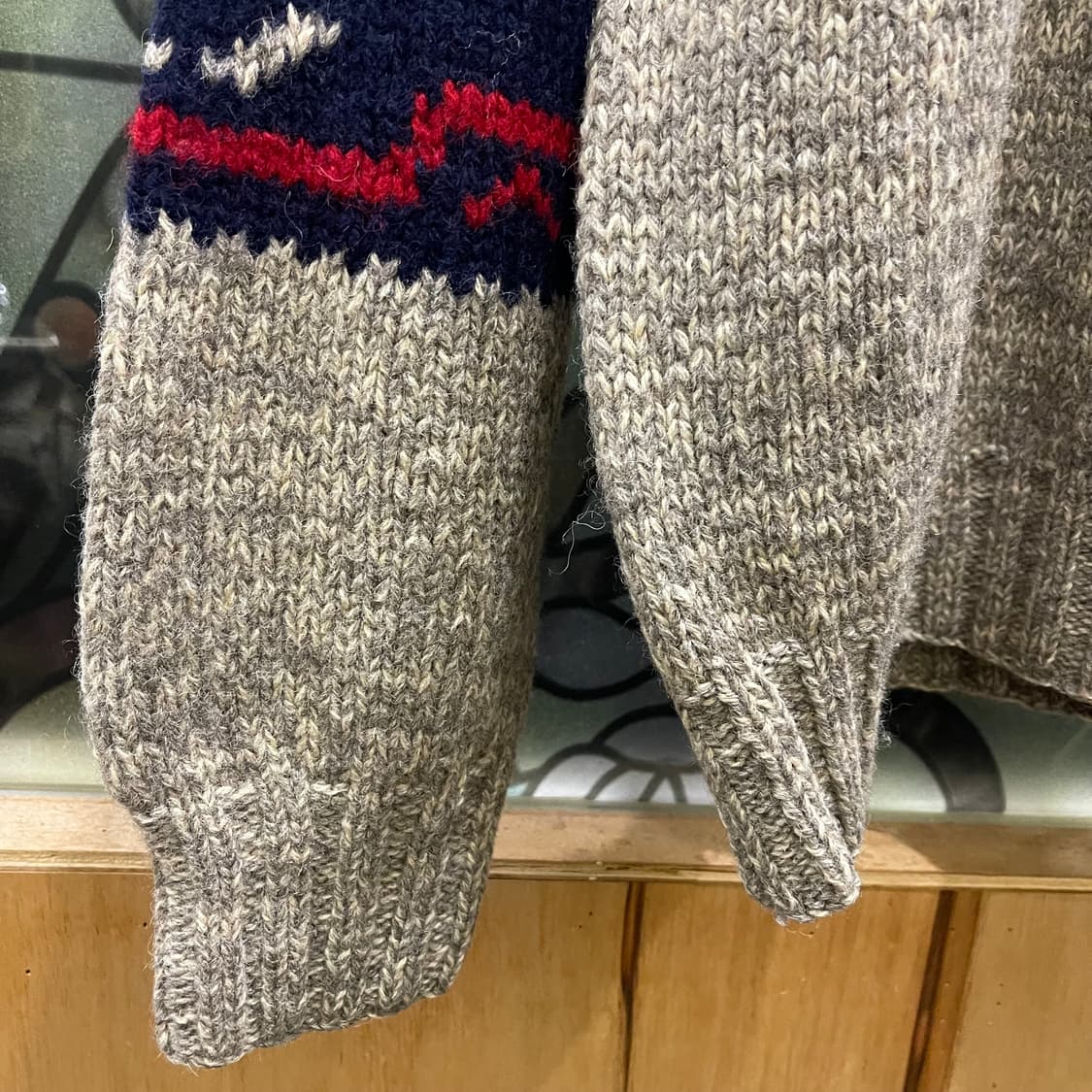 90's GANT sweater 100%wool 상품이미지5