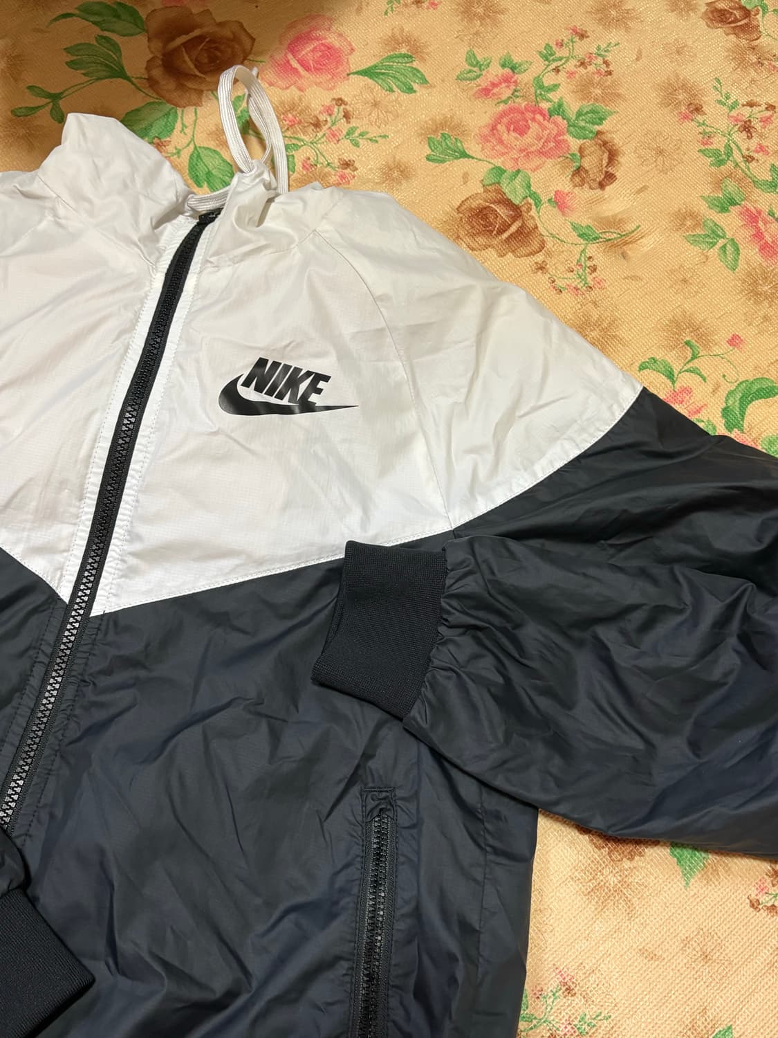 나이키 바람막이 상품이미지4