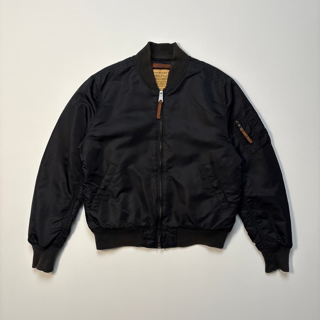 [L] 알파인더스트리 MA-1 블랙 브라운 상품이미지1