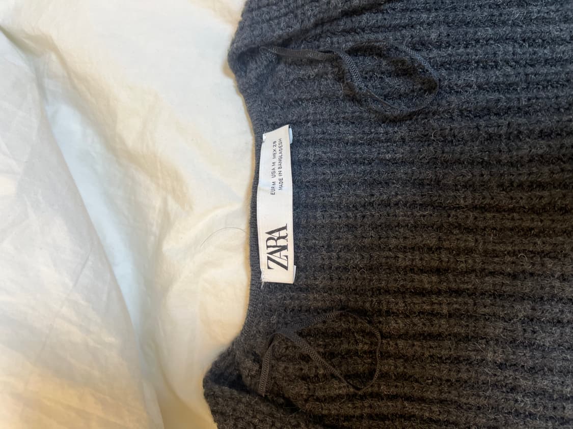 ZARA 스퀘어 세미 크롭 니트 상품이미지2