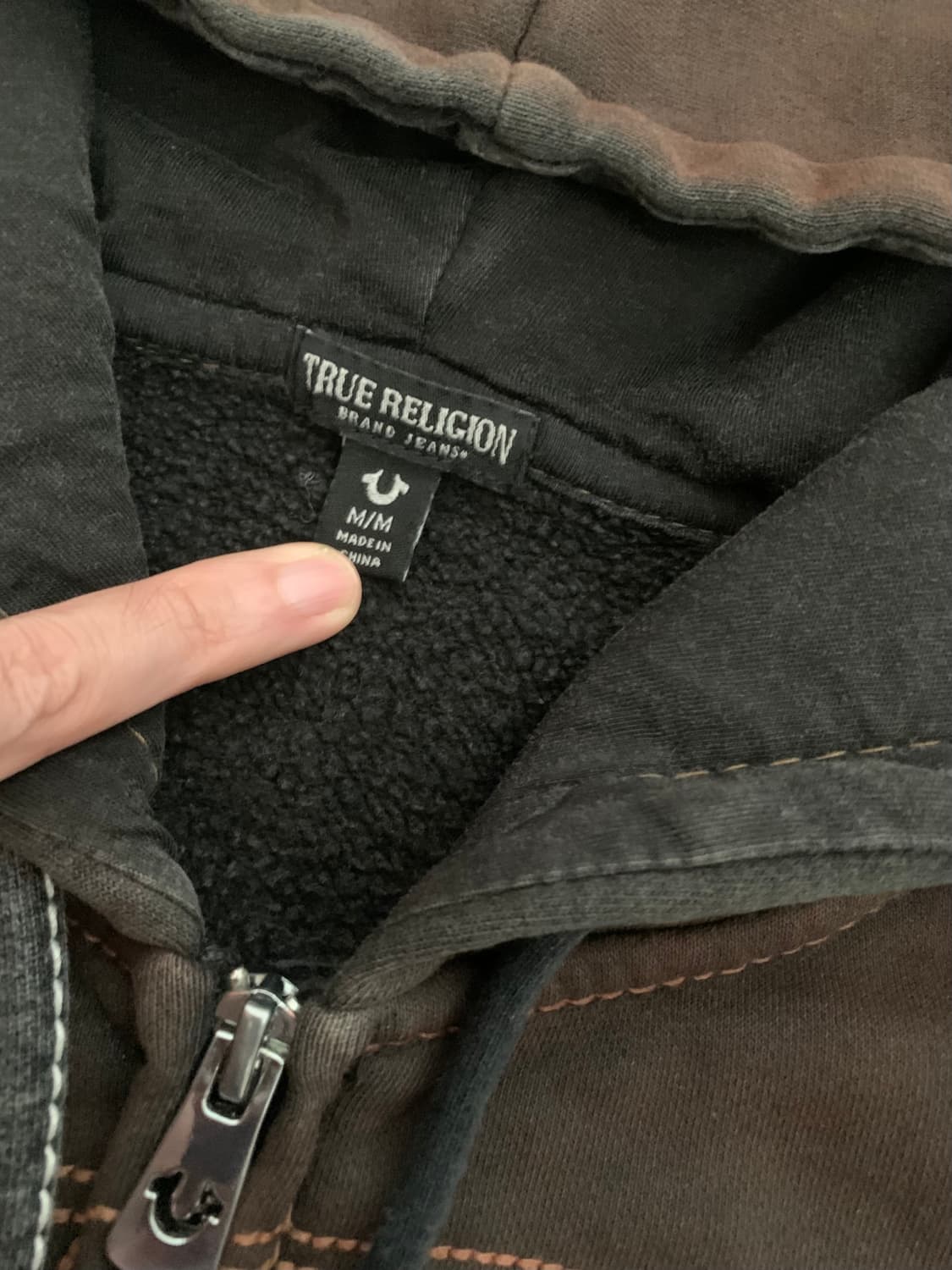 [새제품] 트루 릴리젼 워시드 후드집업 상품이미지4