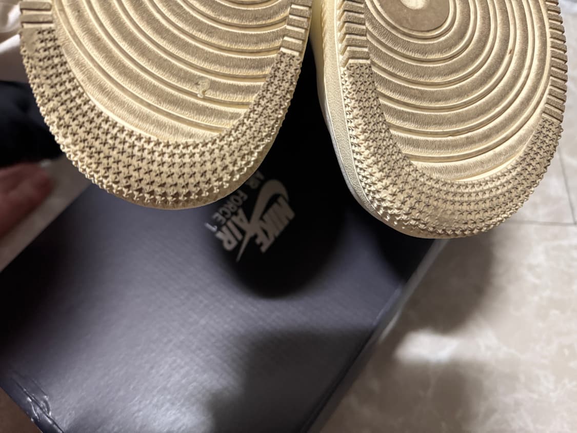 265사이즈 나이키 에어포스 로우 프리미엄 빈티지 세일 상품이미지8