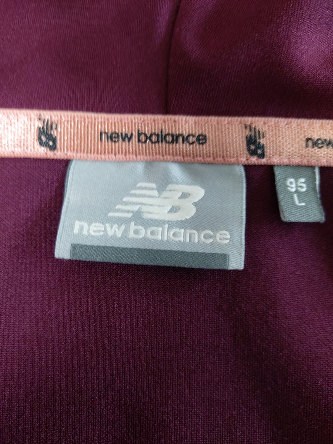 뉴발란스 여성 세미크롭 루즈핏 담보루 집업(95)L

 상품이미지7