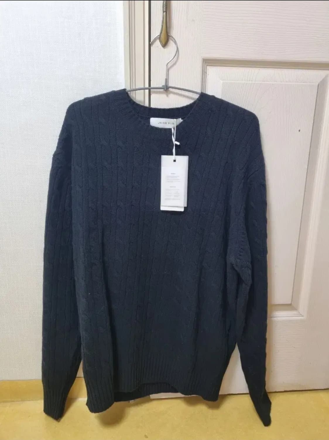 유니온블루 케이블 메리노 니트 블랙 L사리즈 새상품 상품이미지1
