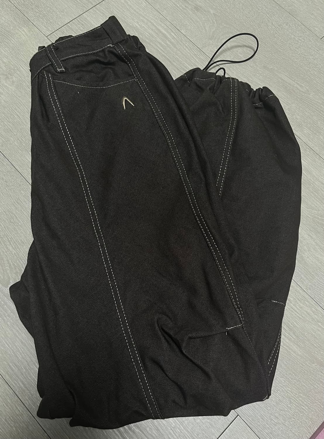 아캄 Pin-tuck Printed Denim Pants  상품이미지6