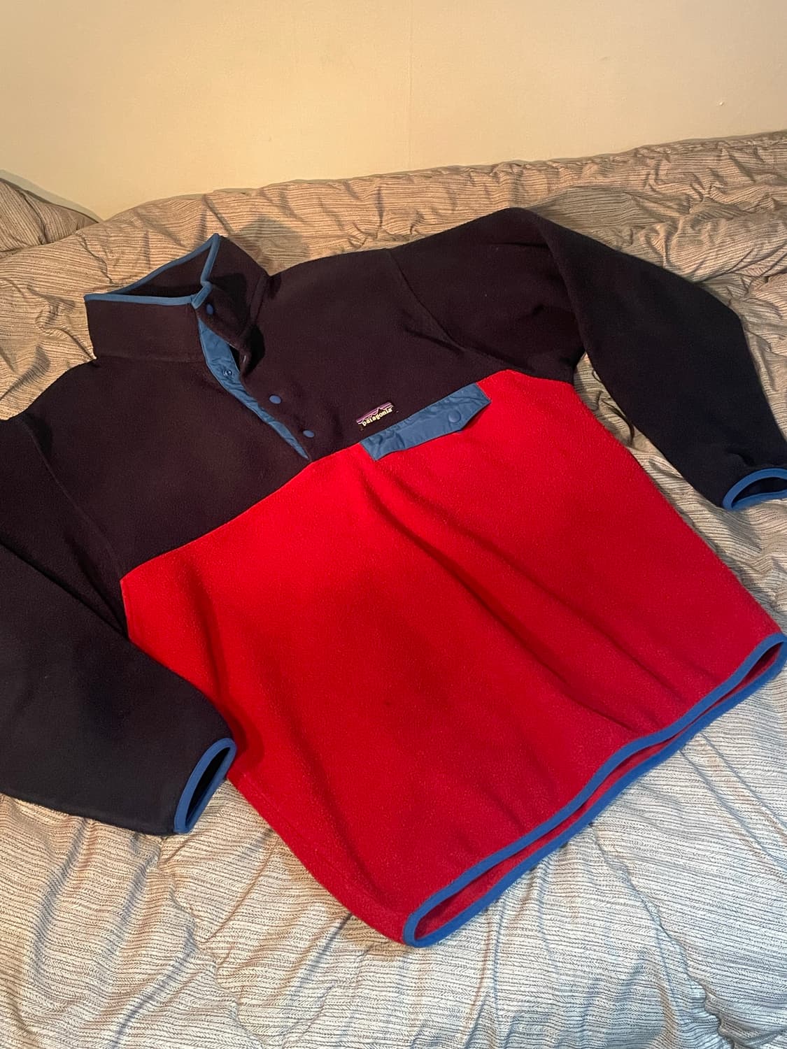 파타고니아 신칠라 레드네이비 M 상품이미지1