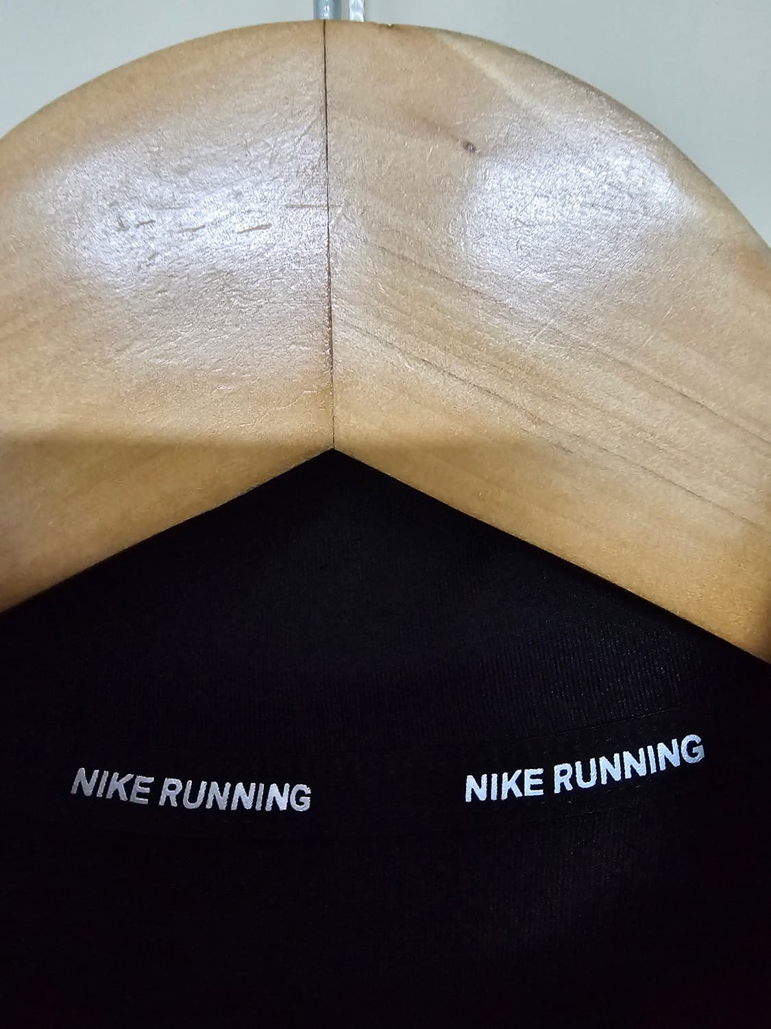 나이키 드라이핏 엘리먼트 러닝탑 블랙 L(100) 상품이미지4