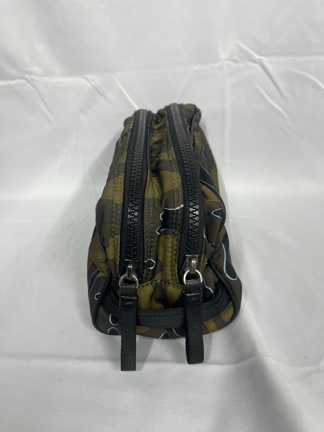 몽클레어 파우치백 카모 상품이미지4