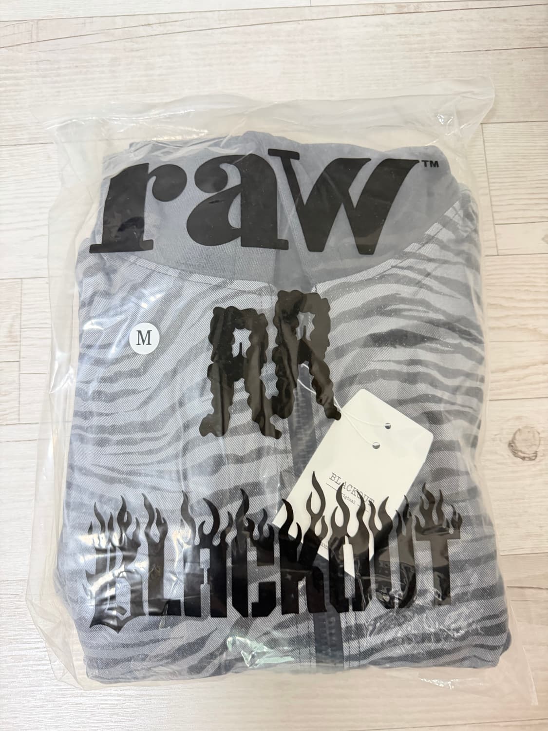 블랙아웃 리버시블 후드집업 상품이미지1