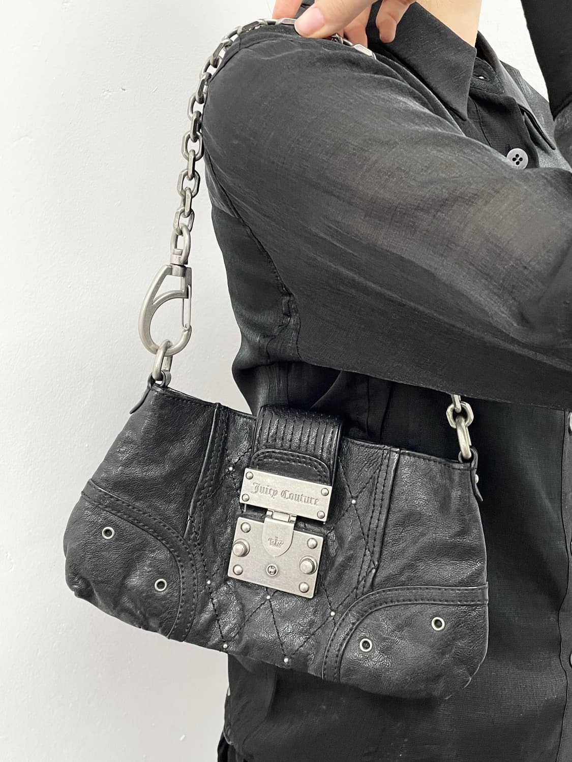 쥬시꾸뛰르 스터드 버클 체인 백 상품이미지2