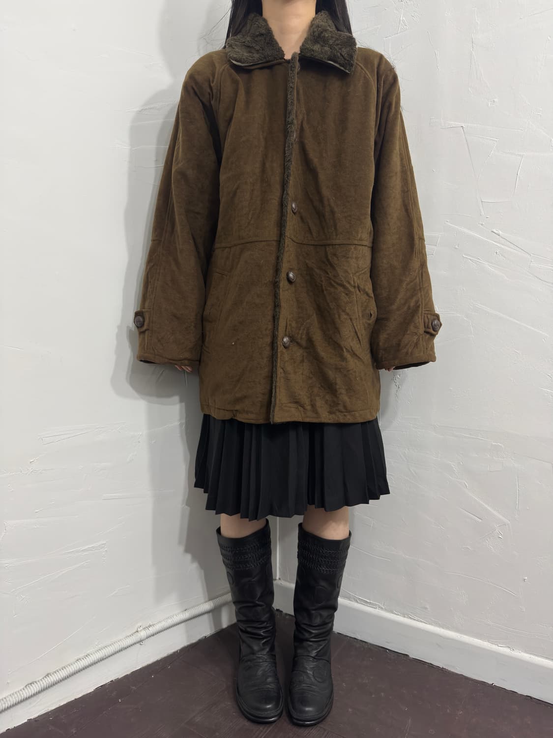 news paper fur detail jacket 상품이미지2