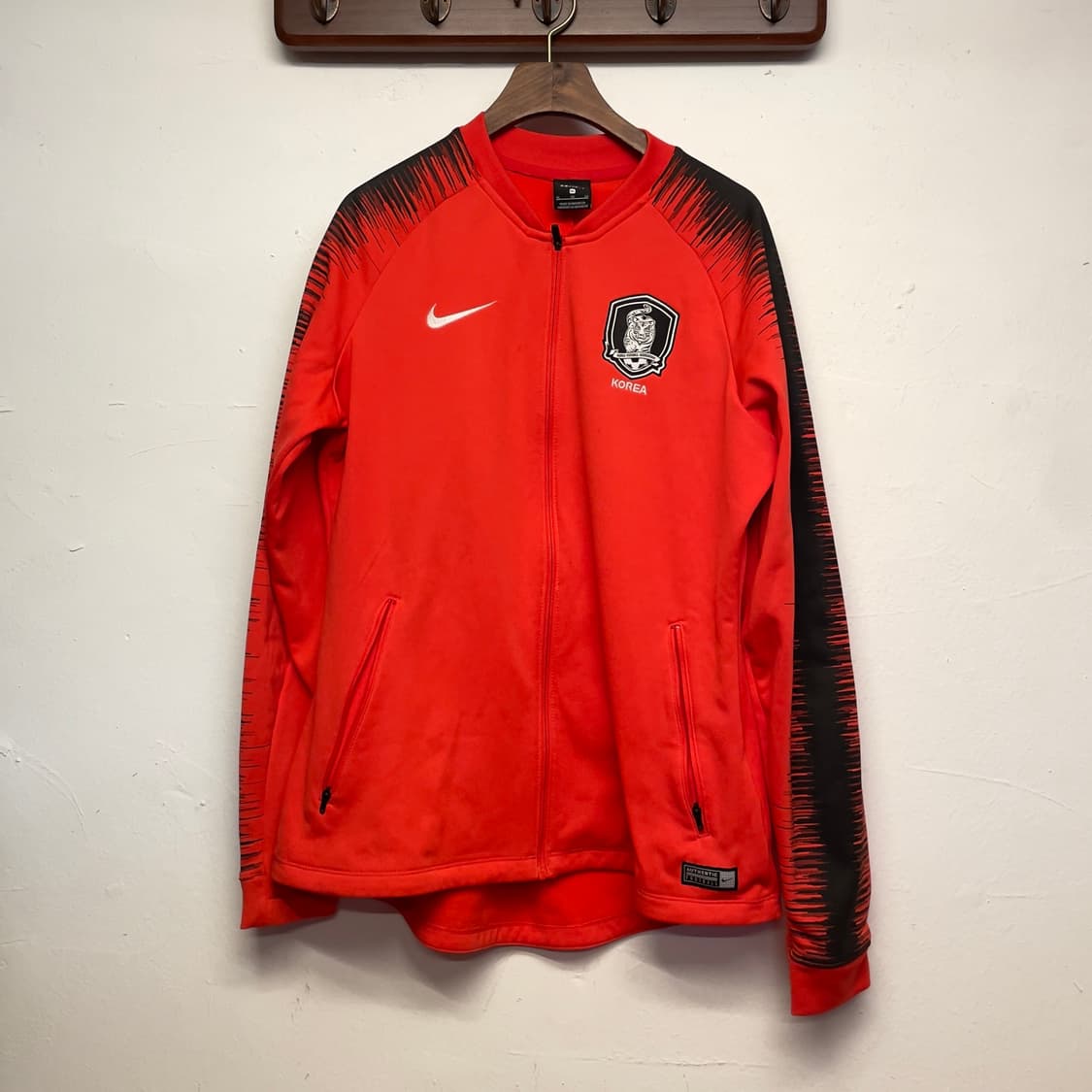 나이키 (우먼) 국대 레드 트랙 자켓 상품이미지1