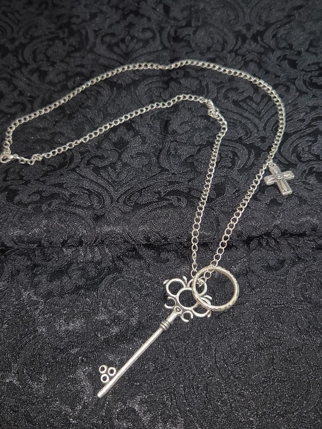 커스텀 빈티지 엔틱실버 열쇠 십자가 챰 목걸이 상품이미지1