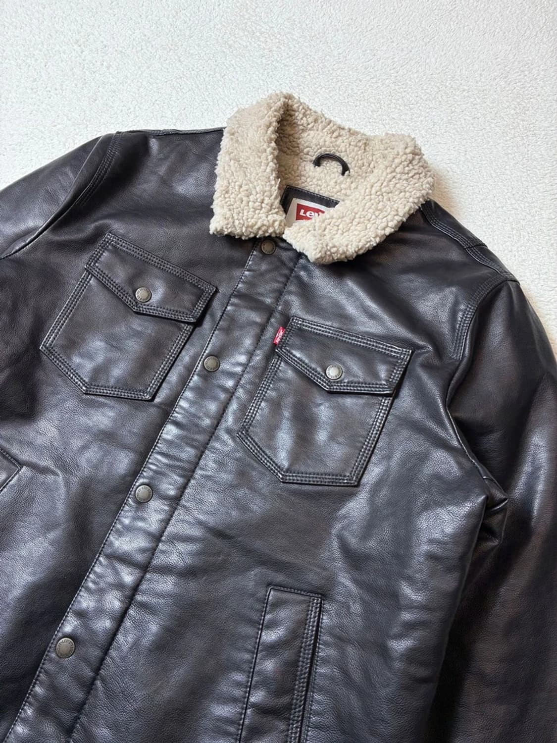 리바이스 20ss 쉐르파 가죽 봄버 자켓 PN7422 상품이미지2
