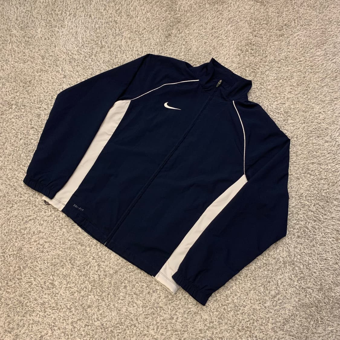 나이키 바람막이 상품이미지1