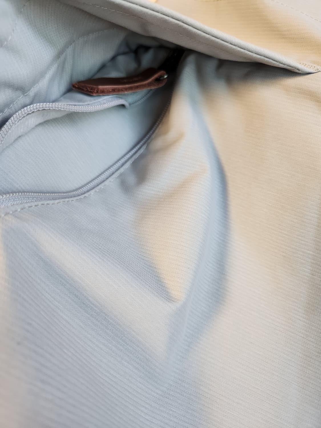 새상품급) 컬럼비아 여성 마운틴 방수 방풍 바람막이 자켓 사이즈m

내피 상품이미지8