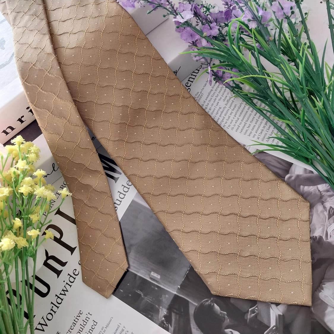 발렌시아가 실크 골드옐로우 자카드 넥타이 9.9cm A+등급 K1347
 상품이미지2