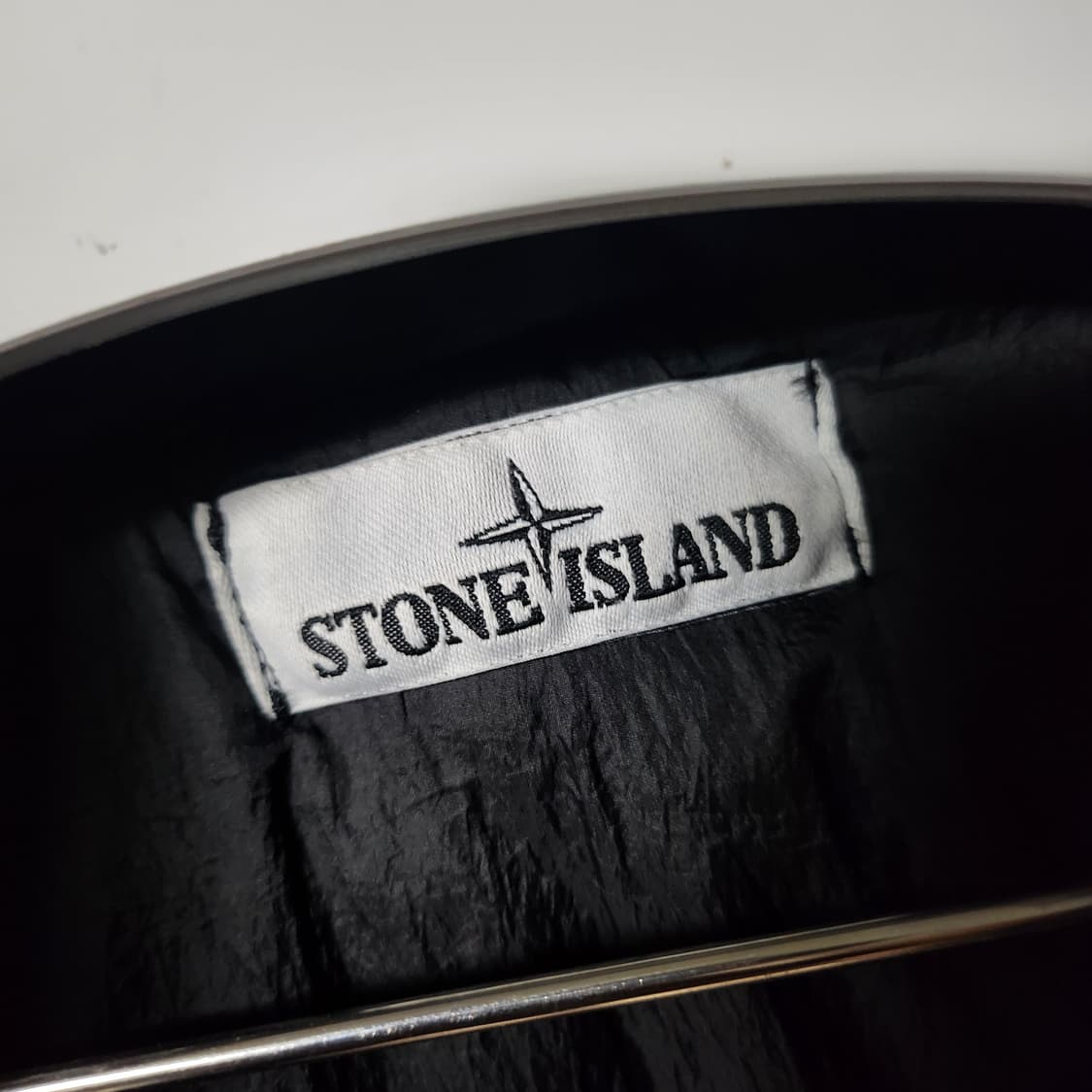 [새상품급]20FW 스톤아일랜드 크링클랩스 다운 패딩 XL 블랙 상품이미지4