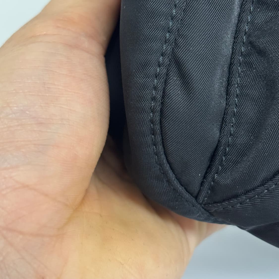 [OS]프라다 테수토 나일론 메신저백 상품이미지4