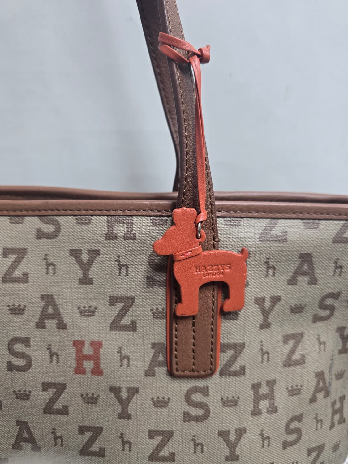 헤지스 쇼퍼백. 숄더박.빅백 상품이미지2