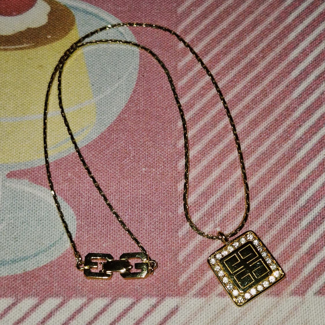 80s 지방시 비쥬 스퀘어 로고 파베 목걸이 상품이미지8