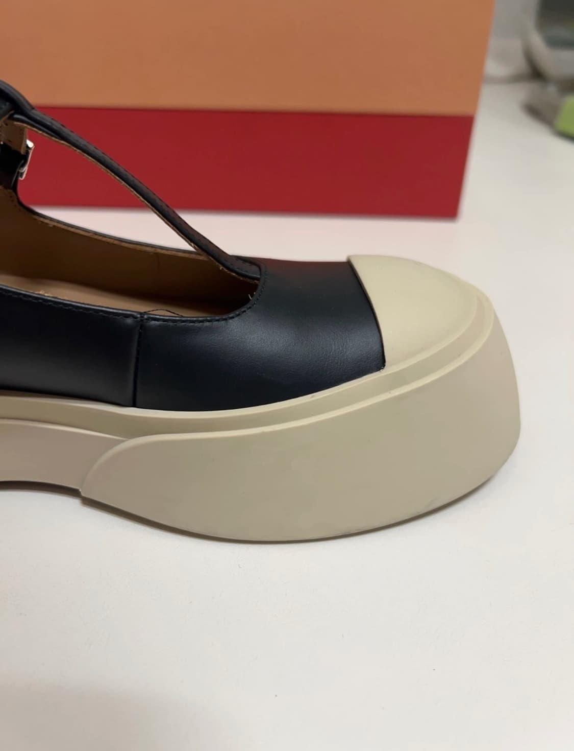 마르니 파블로 T 스트랩 스니커즈 37사이즈 상품이미지4