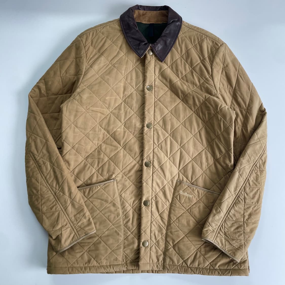 Barbour 바버 애쉬비 베이지 퀼티드 레더 카라 자켓 상품이미지2
