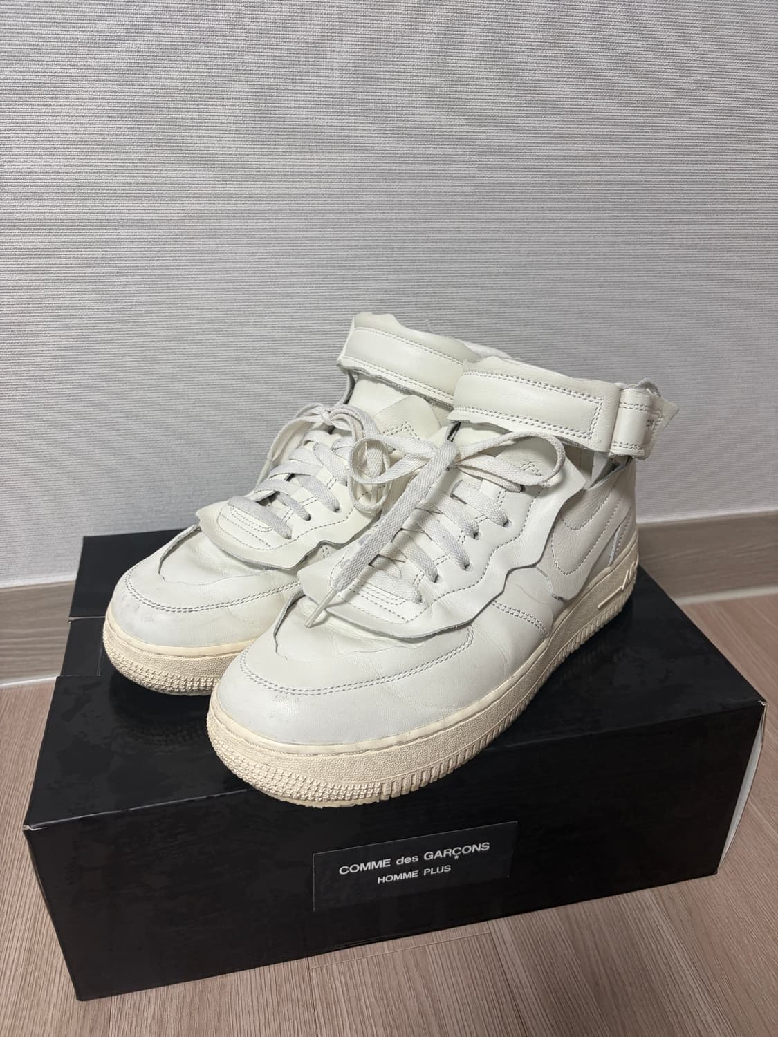 나이키 꼼데가르송 옴므 플러스 에어포스 미드 상품이미지1