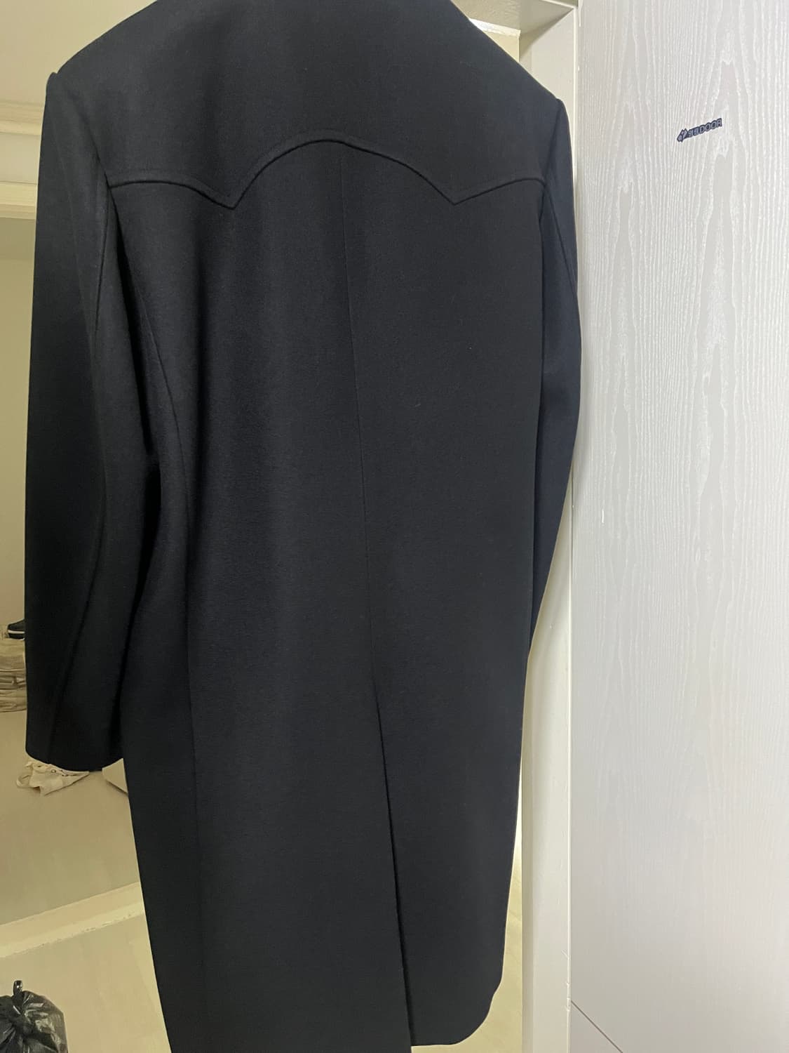 세비지 웨스턴 코트 - 블랙 XL 사이즈 판매합니다. 상품이미지3