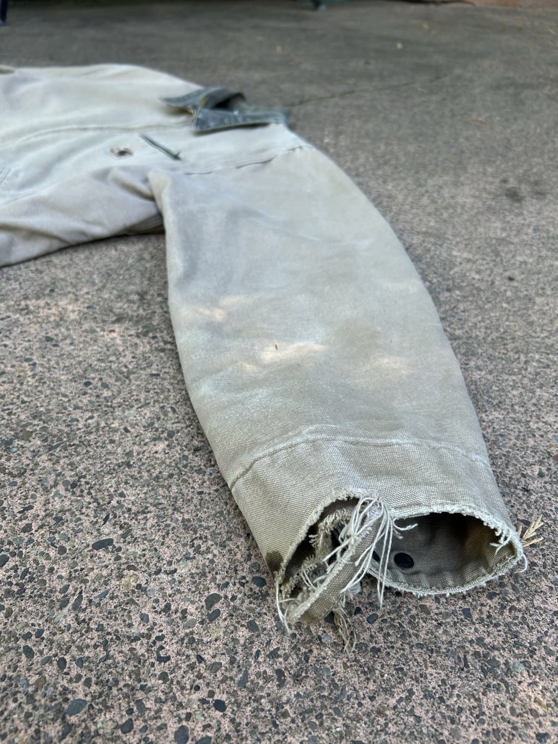 칼하트 J97 디트로이트 자켓 상품이미지5