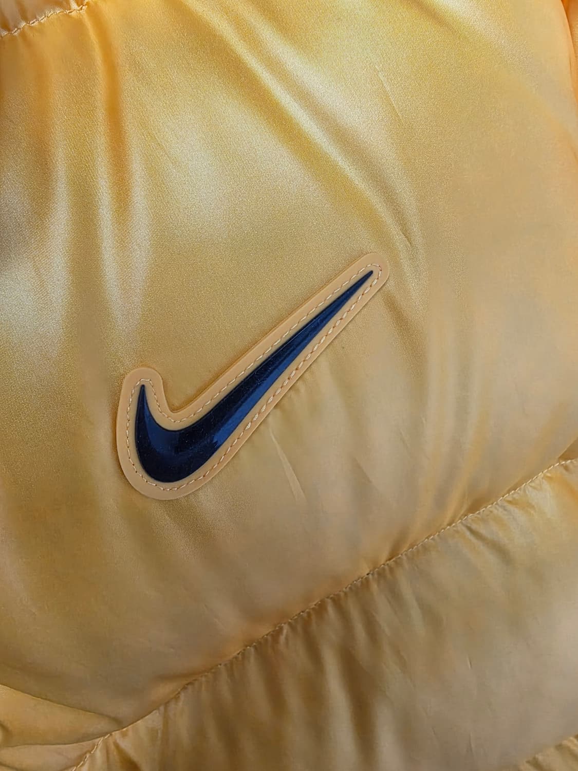[xl] 나이키x드레이크녹타 퍼퍼자켓 유니버시티 골드 아시아 상품이미지5