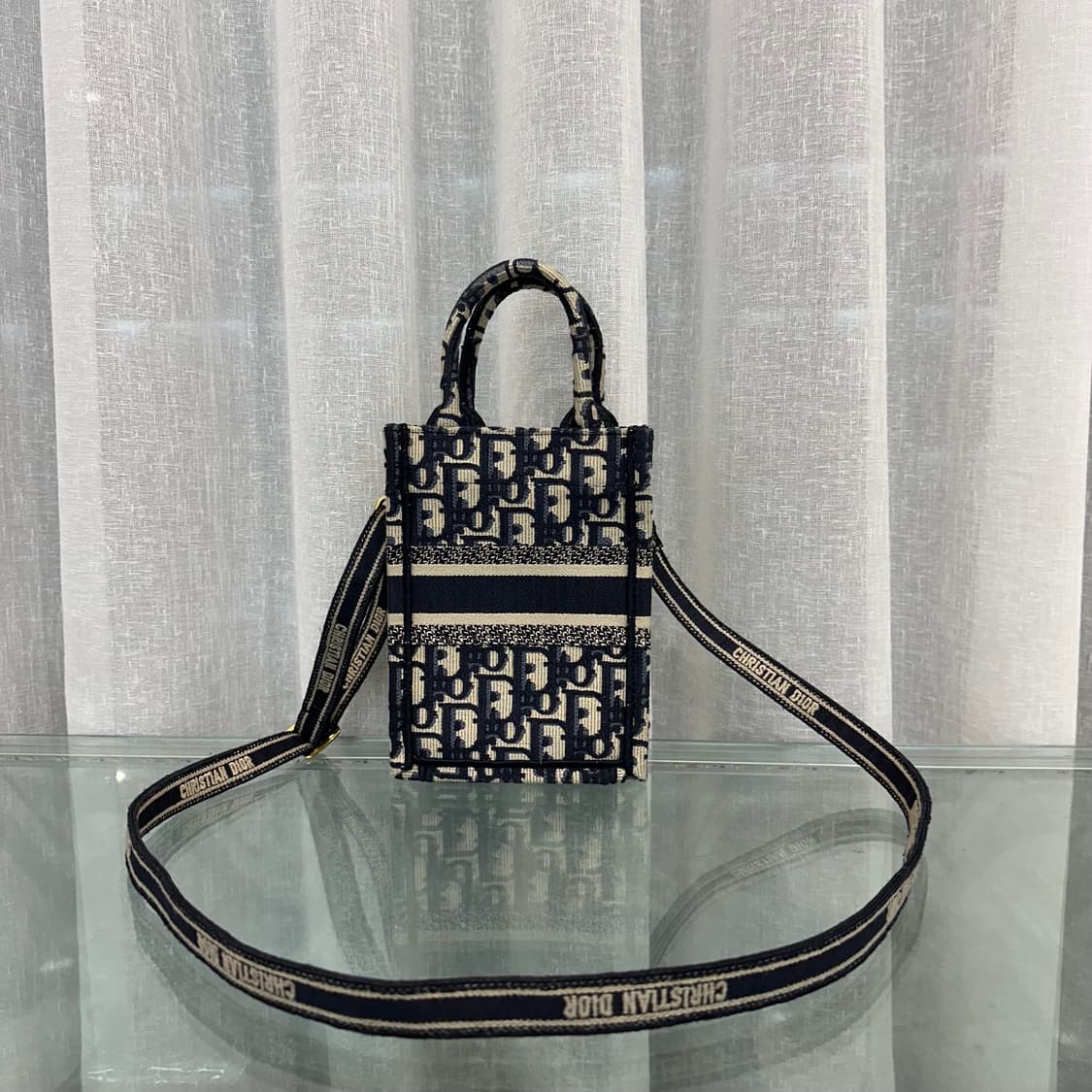 디올 오블리크 미니 북토트 폰홀더백 상품이미지2