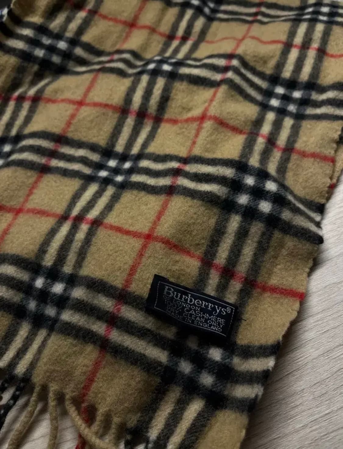 정품 버버리 100센트 캐시미어 머플러  상품이미지1