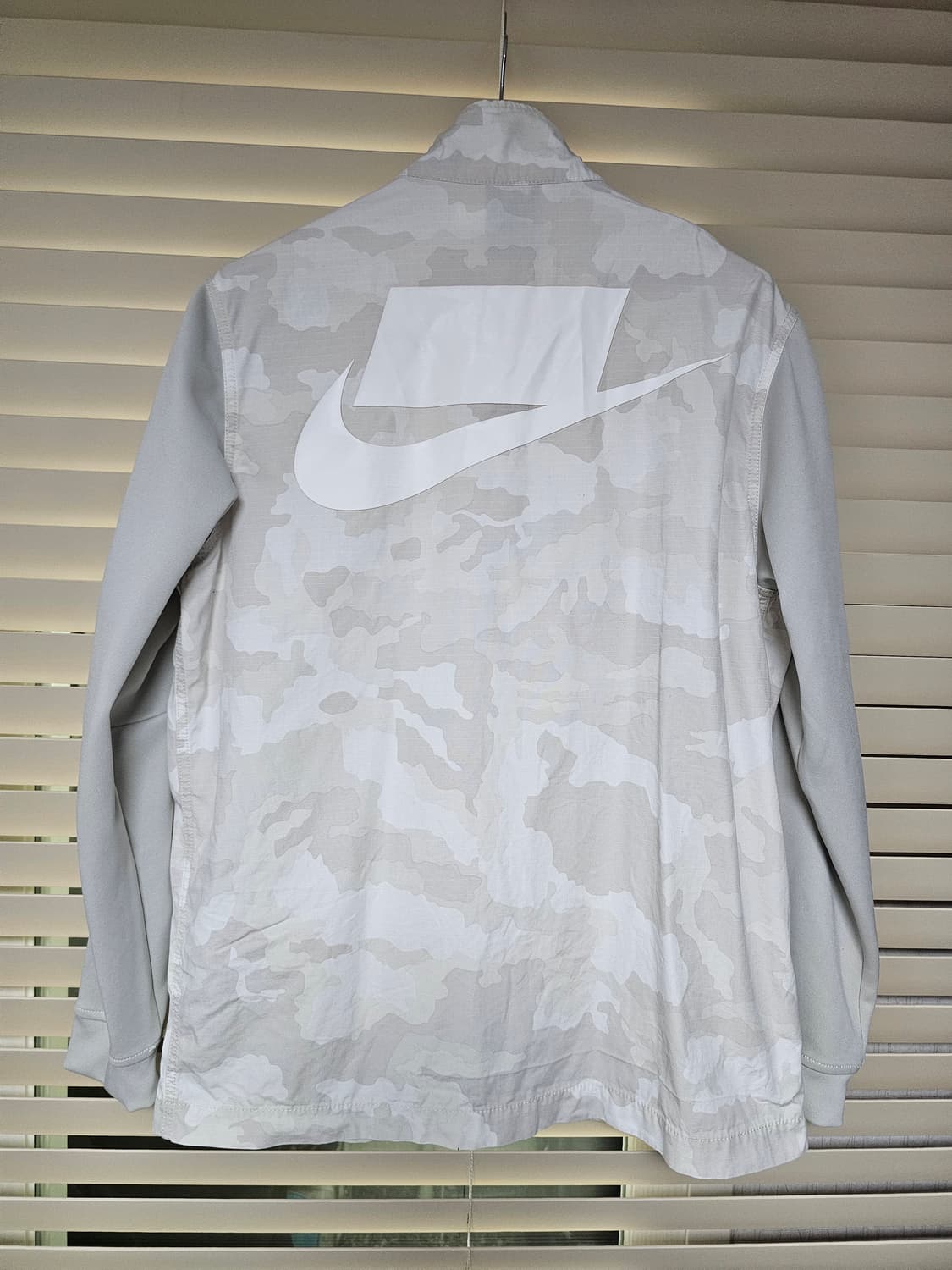 나이키 NSW 화이트 카모 밀리터리 자켓 XXL(110) 상품이미지3