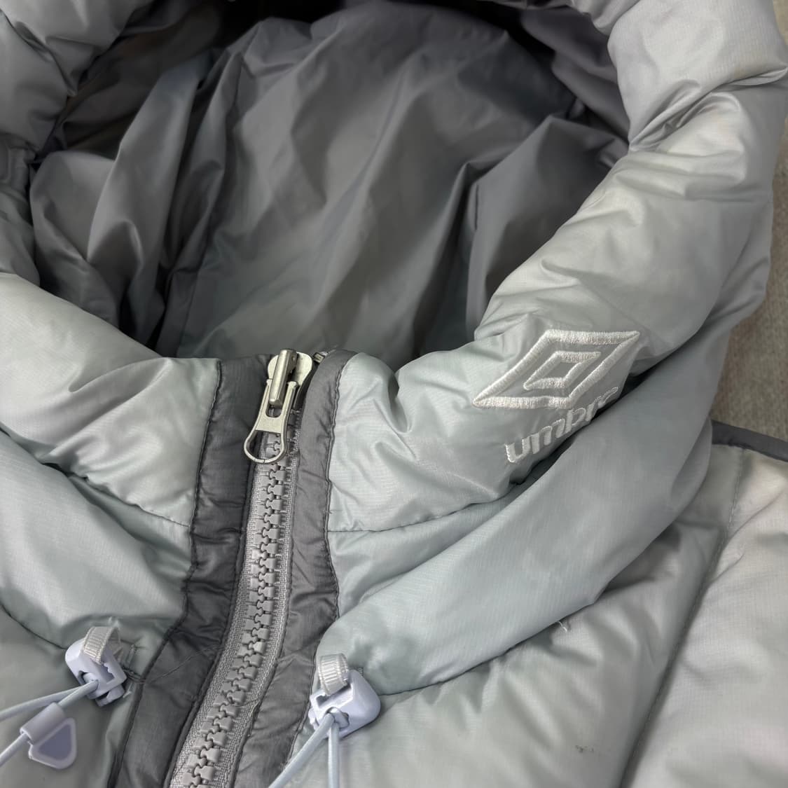 105 엄브로 DD쉘 구스 패딩  상품이미지3