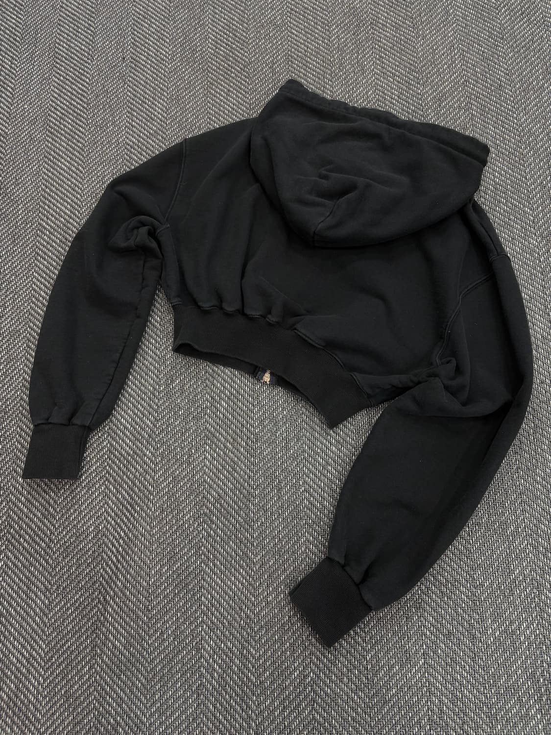 우알롱 후드집업 블랙 상품이미지6