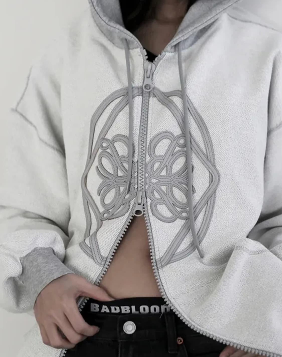 배드블러드 룸버스 후드집업 상품이미지3