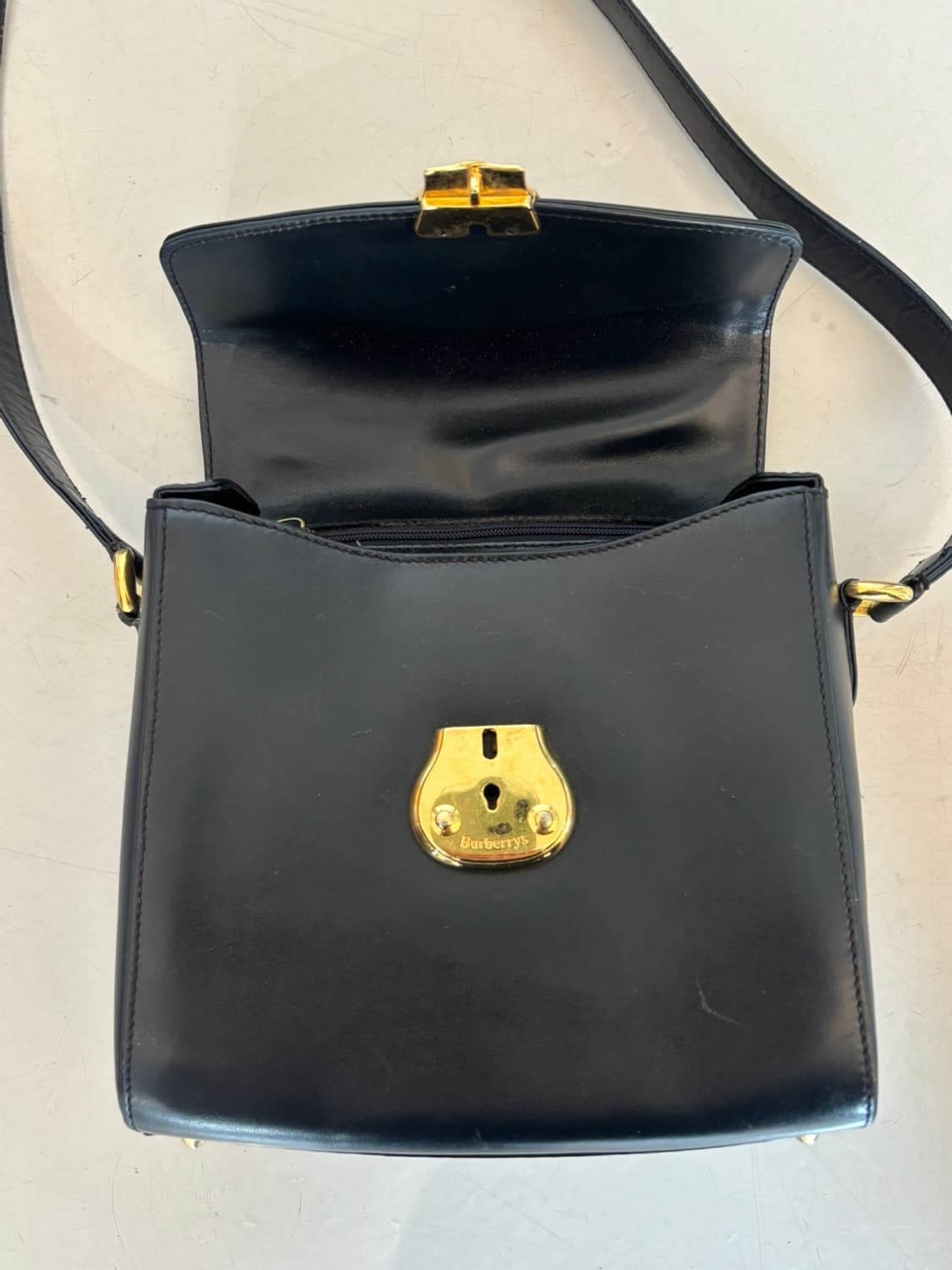 Burberry Leather Bag 상품이미지7