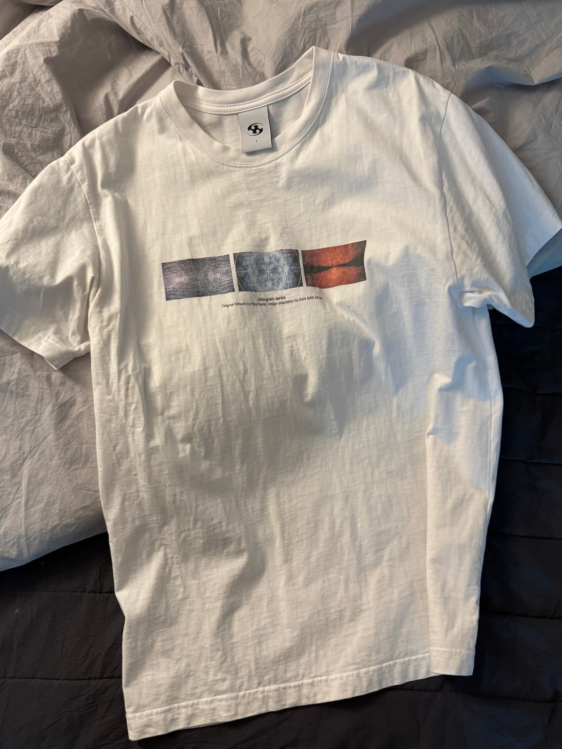 산산기어 X 료지 이케다 반팔 티셔츠 상품이미지3