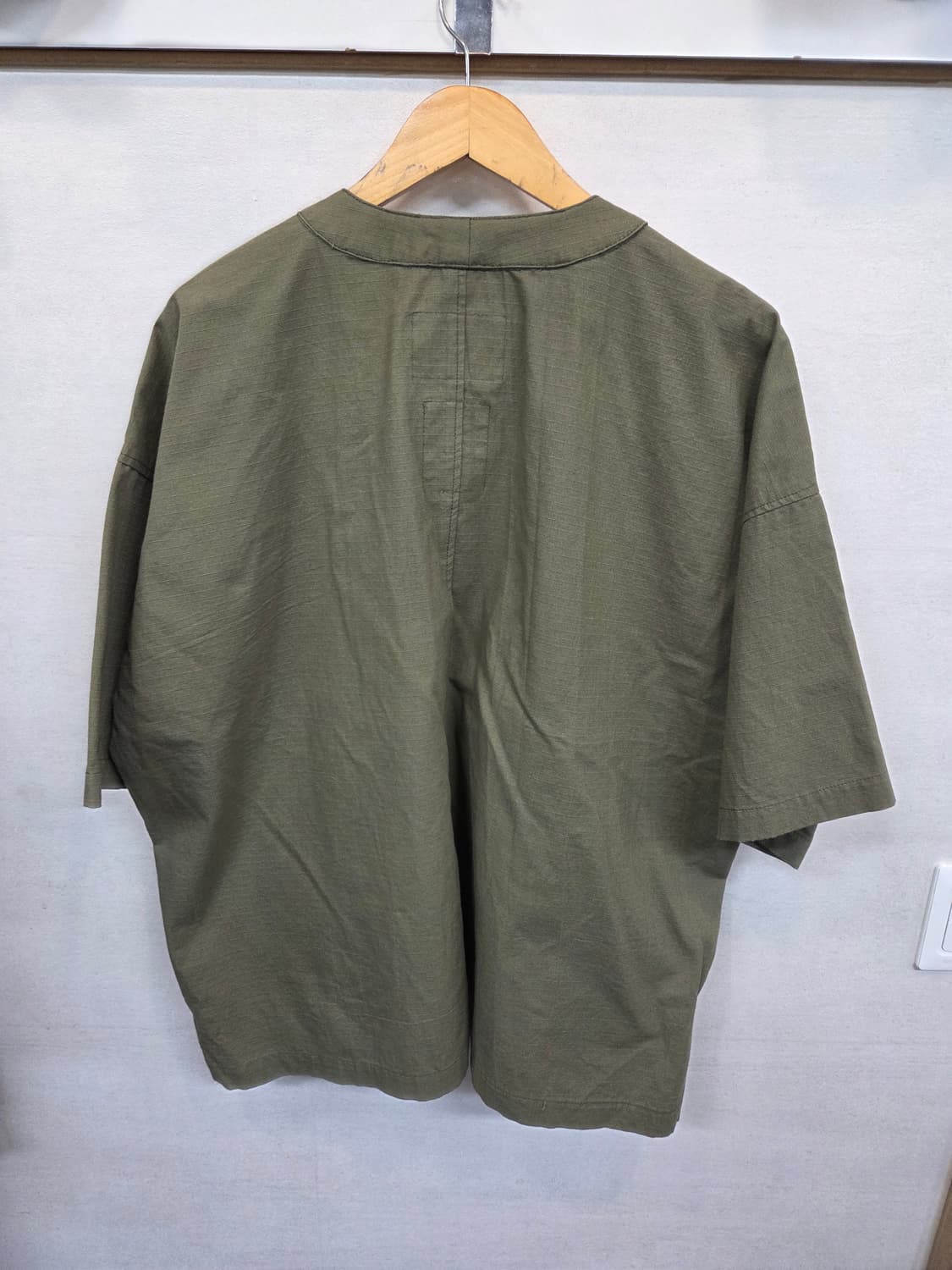 모노플로우 립스타 유틸리티 멀티포켓 가디건 반팔 m 상품이미지2