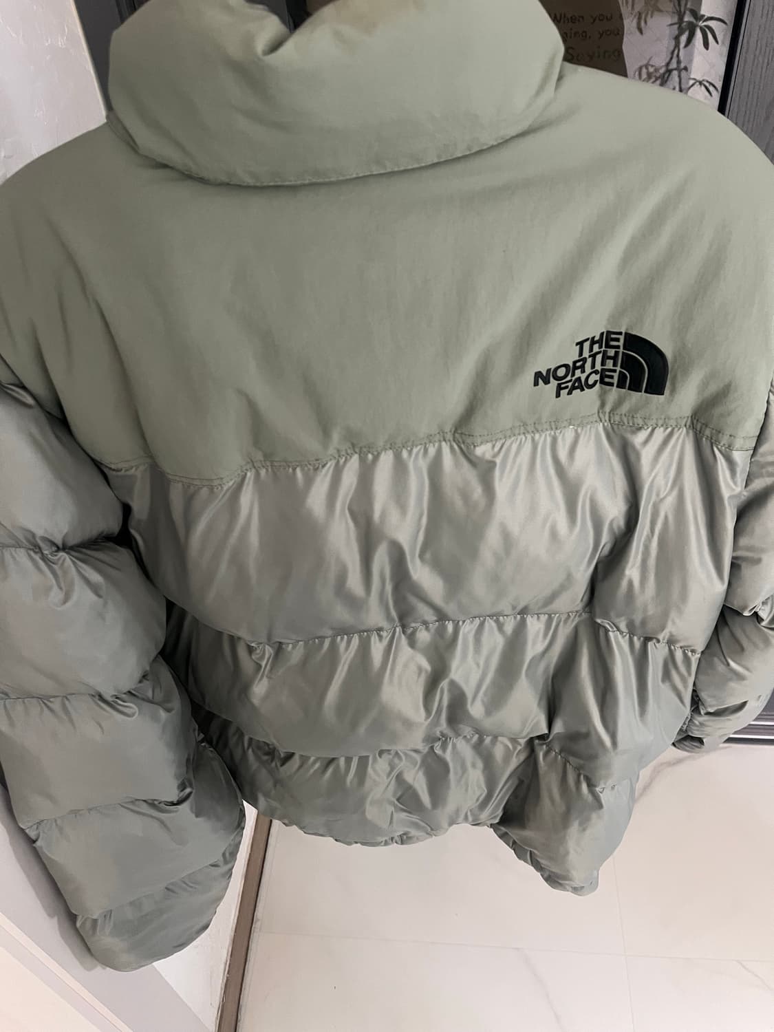 노스페이스 카키 패딩 M 상품이미지3