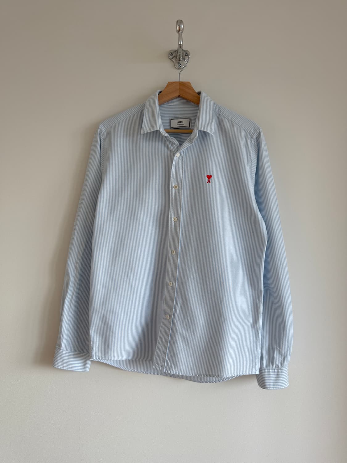 아미(ami) 핀스트라이프 옥스퍼드 셔츠 상품이미지1