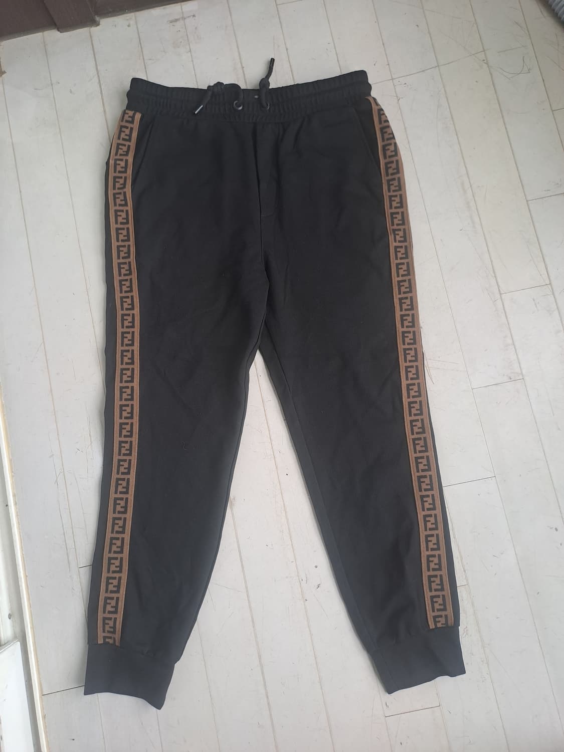 펜디트레이닝팬츠 상품이미지1